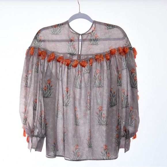 Balloon Sleeve Blouse with tassels - Picture 2 of 6